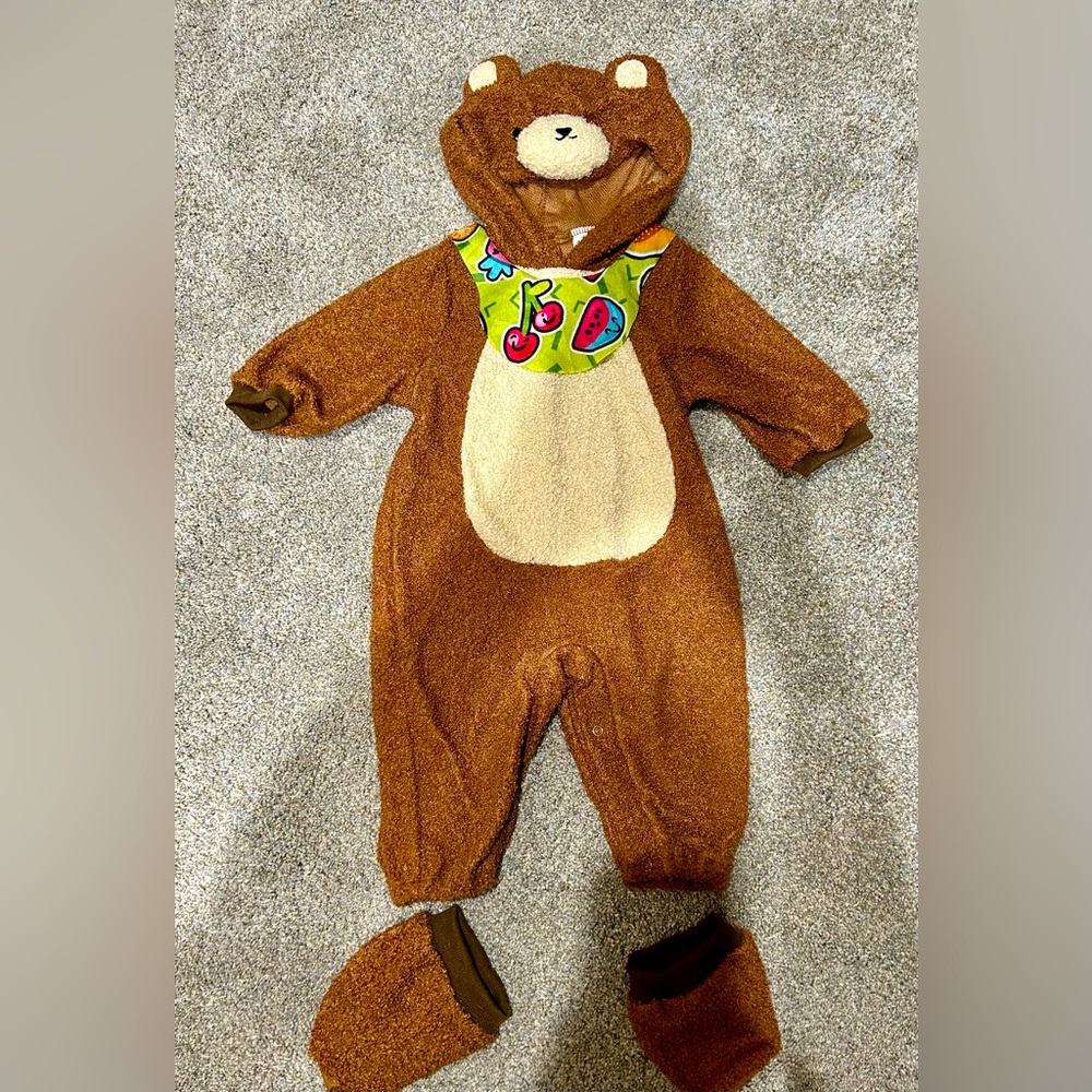 Bear costume  fits 6-18 months
